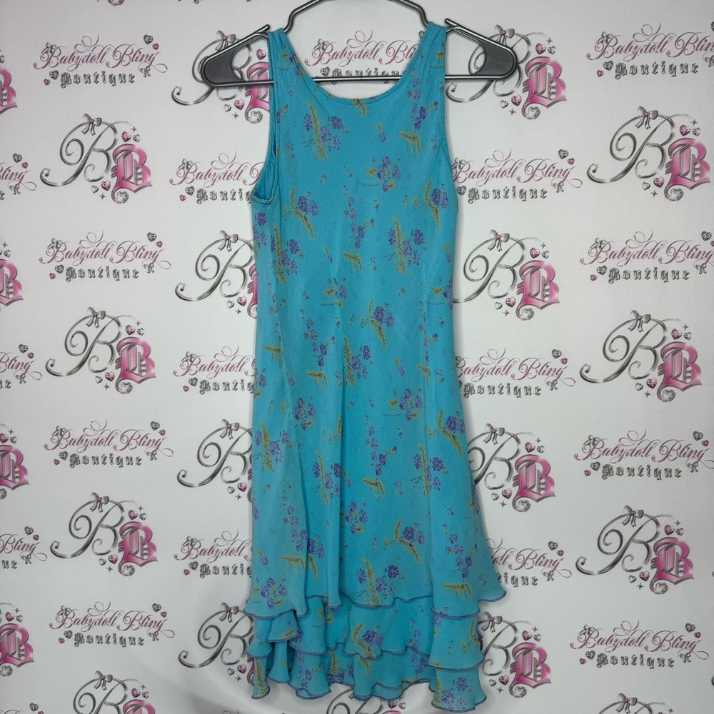 Dress vintage floral purple blue flowers ruffle tiered bottom flowy cottagecore - Picture 2 of 7